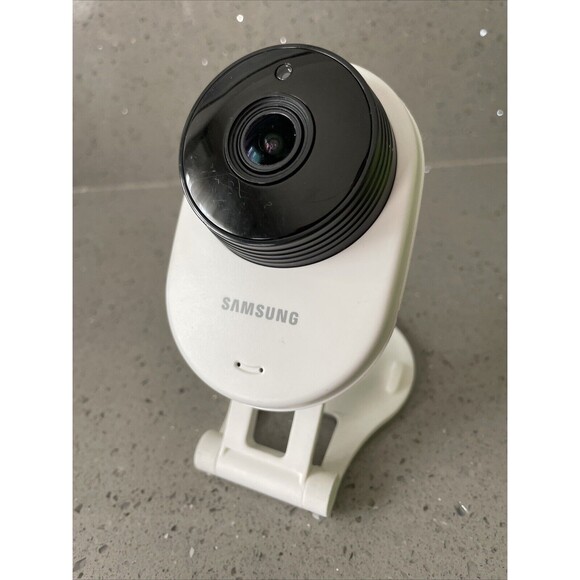 Samsung Smartcam HD 1080p Wifi Camera SNH-E6413BN turns on - Picture 1 of 7